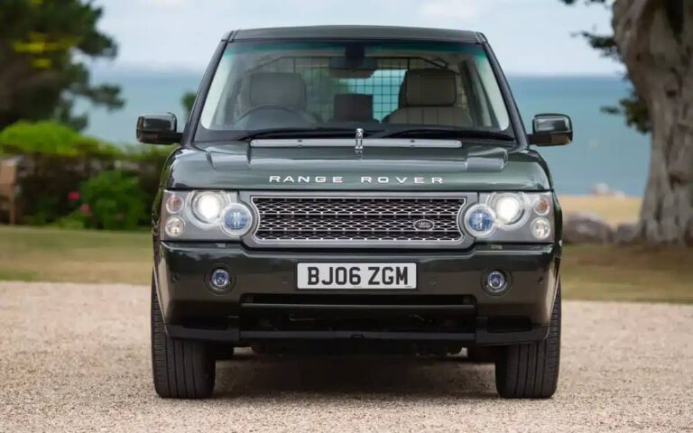 Queen-Range-Rover-front-view